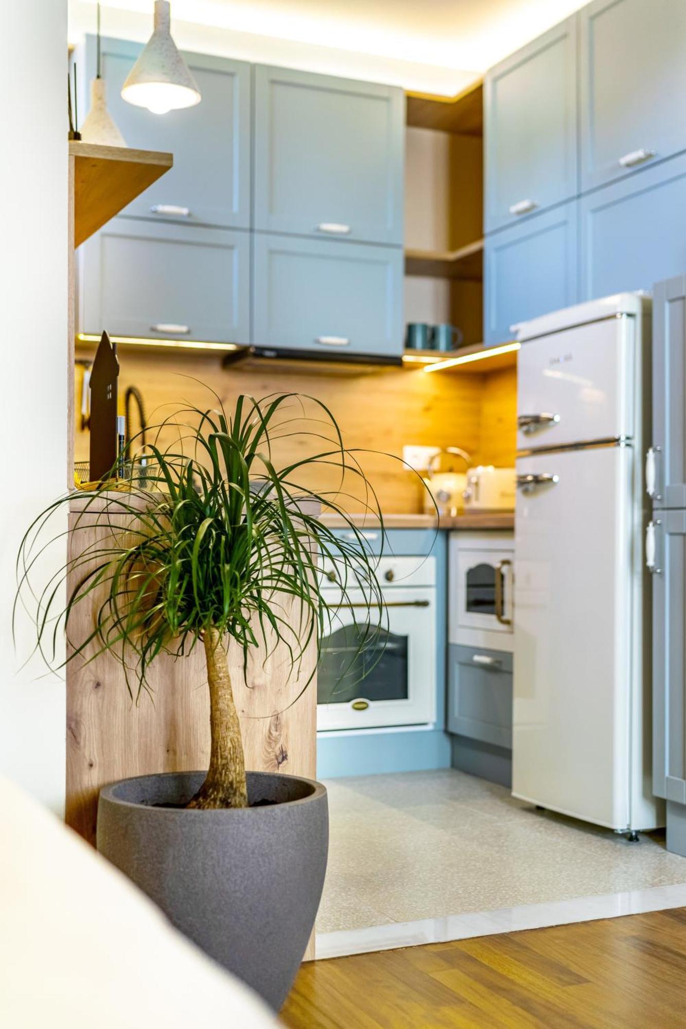 Oasis Athens - Boutique Suites Экстерьер фото
